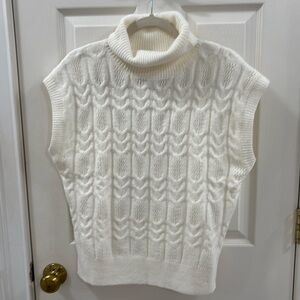 Time & tru sweater vest